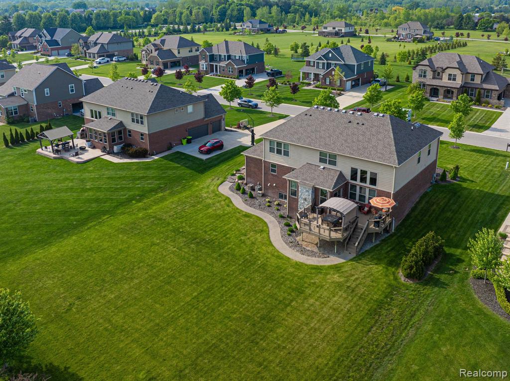 166 Oakland Crest Drive