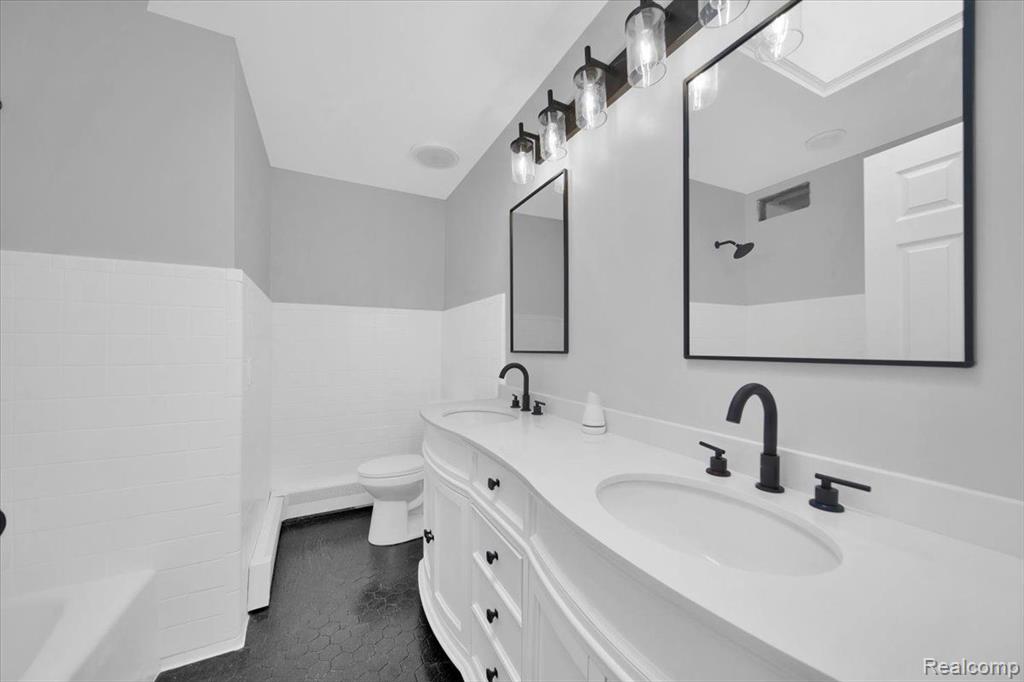 19880 Hazelhurst Street