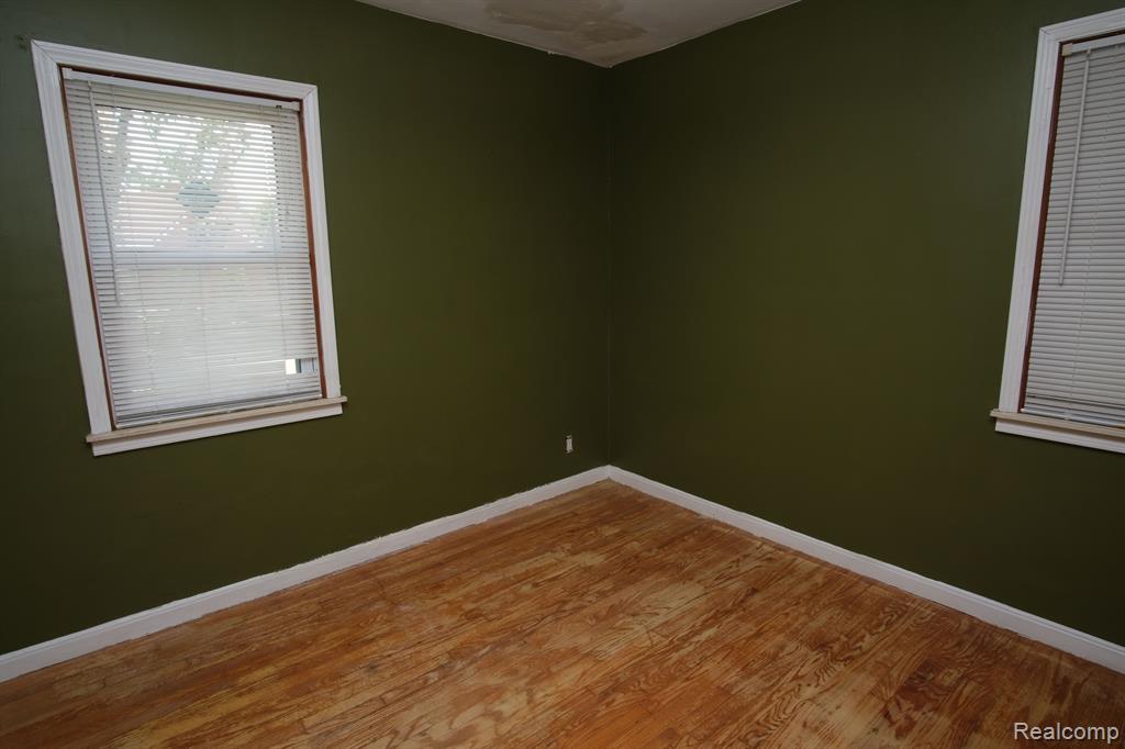 6381 Memorial Avenue