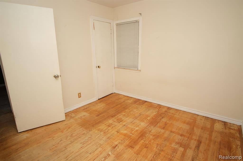 6381 Memorial Avenue