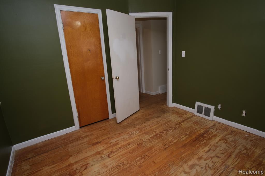 6381 Memorial Avenue