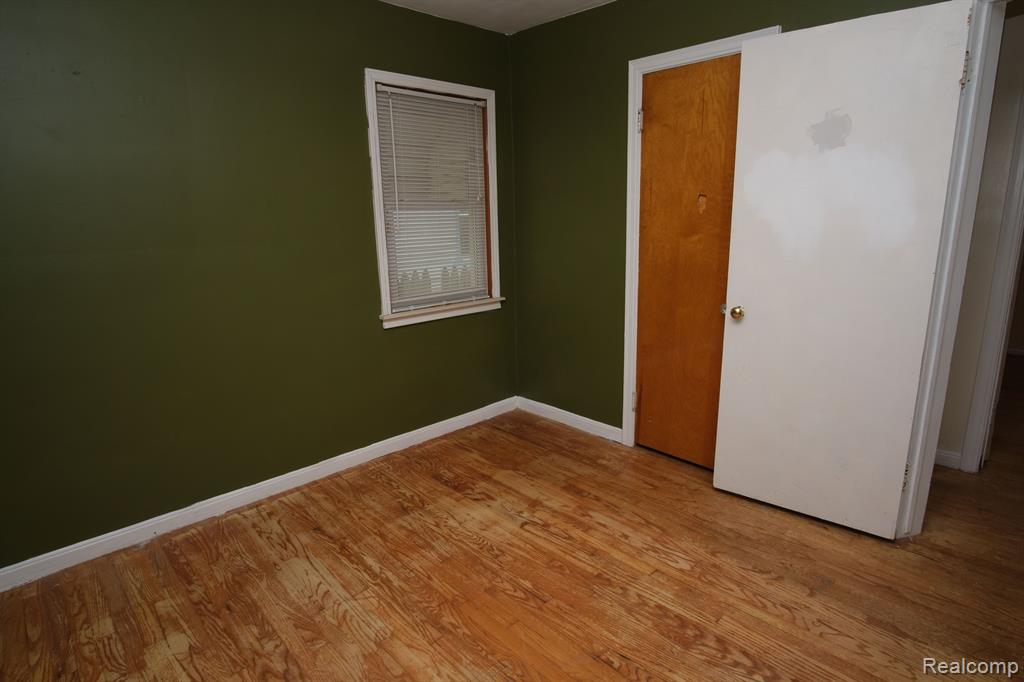 6381 Memorial Avenue