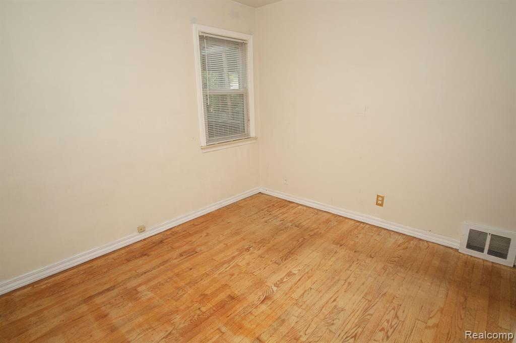 6381 Memorial Avenue