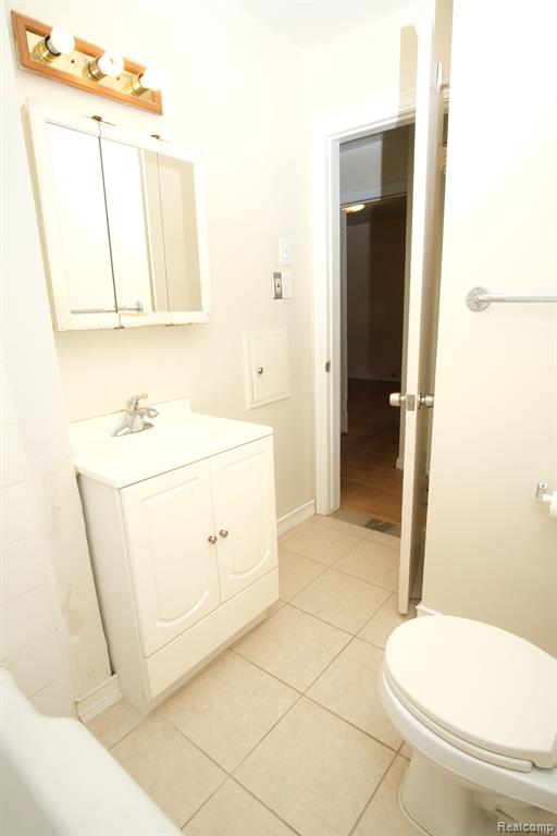 6381 Memorial Avenue