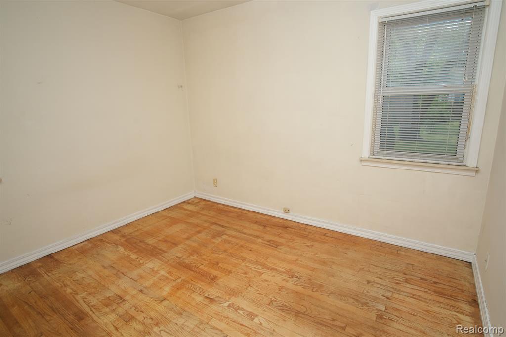 6381 Memorial Avenue