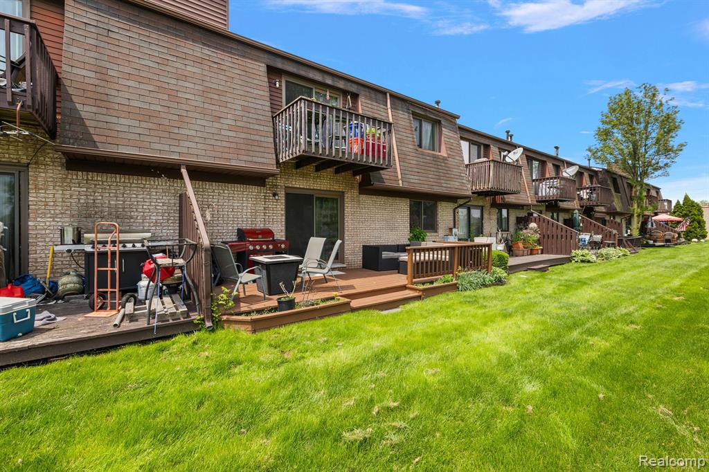 25470 Quarter Deck Street