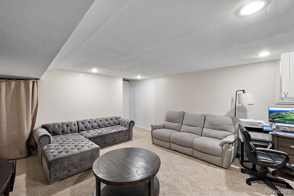 25470 Quarter Deck Street