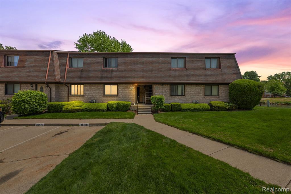 25470 Quarter Deck Street