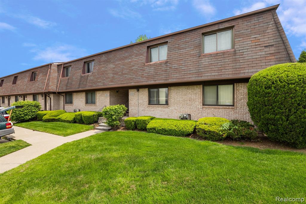 25470 Quarter Deck Street