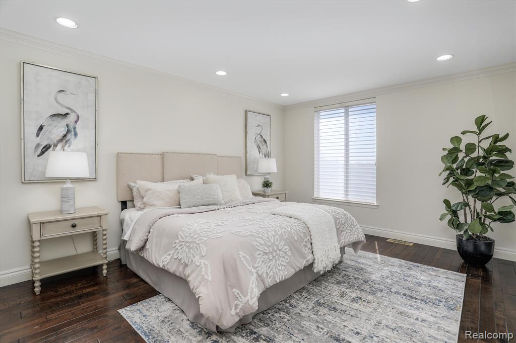 600 W Brown Street # 410