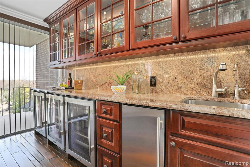 600 W Brown Street # 410