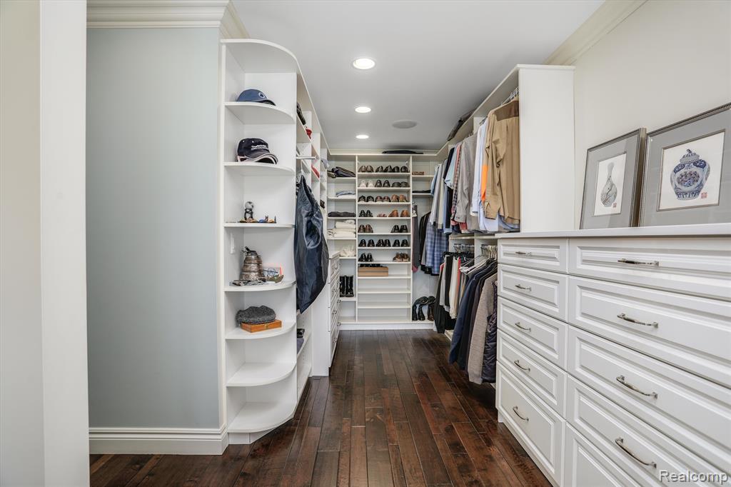 600 W Brown Street # 410