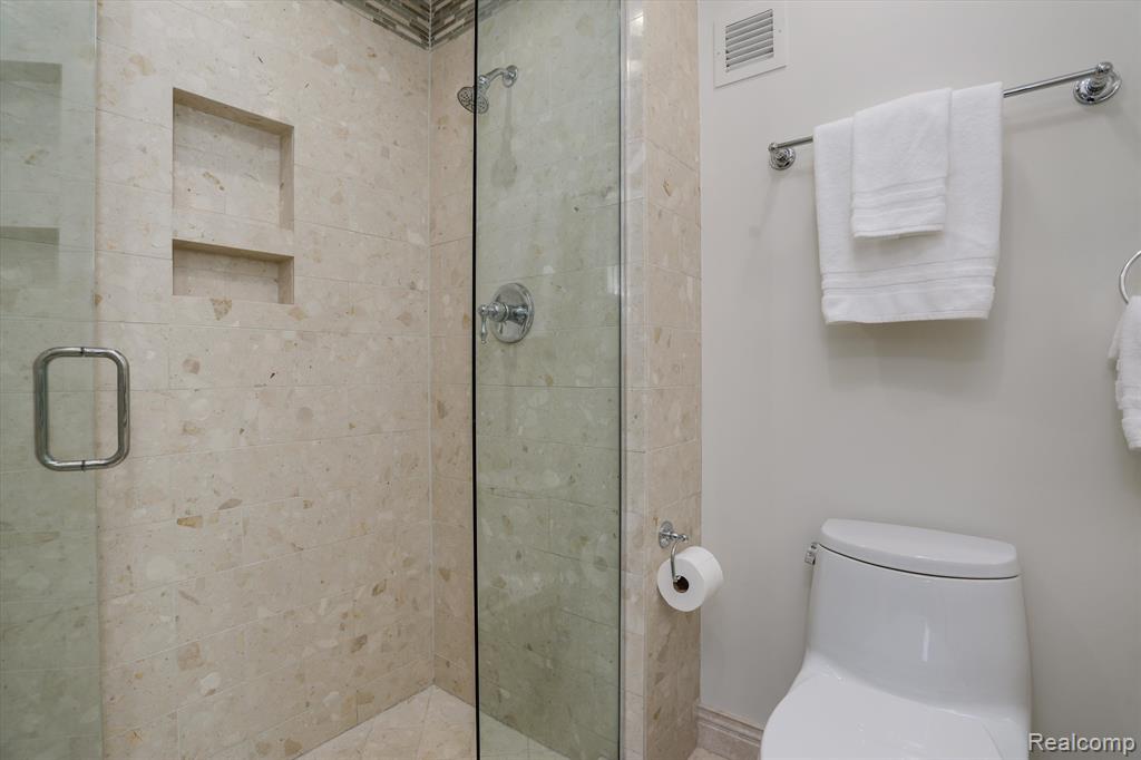 600 W Brown Street # 410