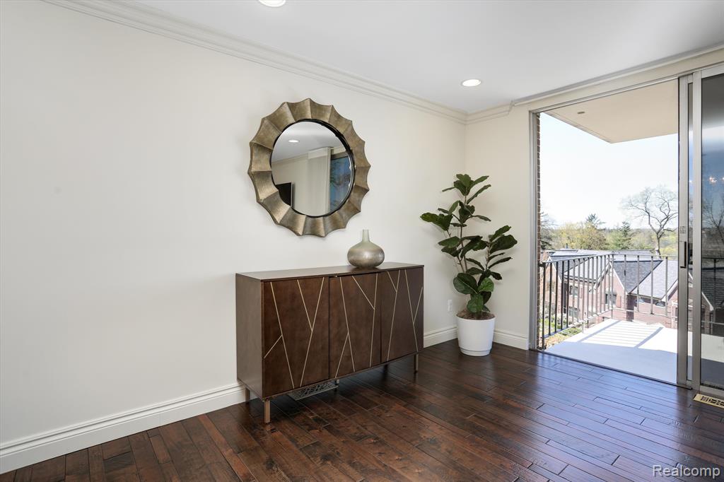 600 W Brown Street # 410