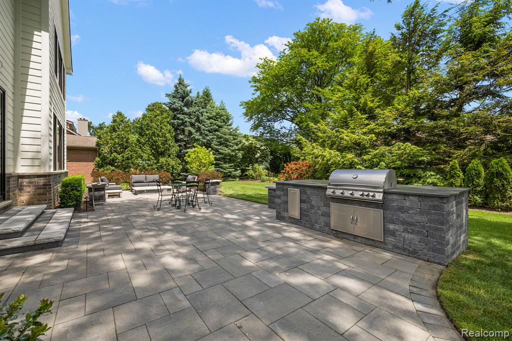 3486 W Bradford Drive