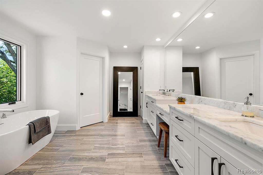 3486 W Bradford Drive