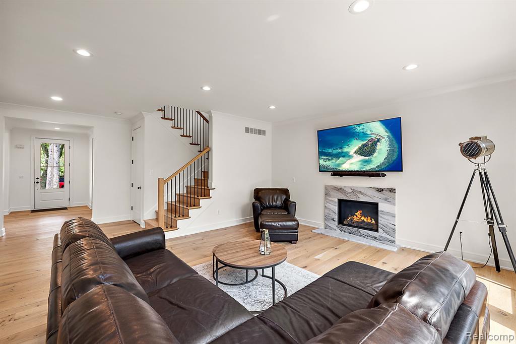 3486 W Bradford Drive