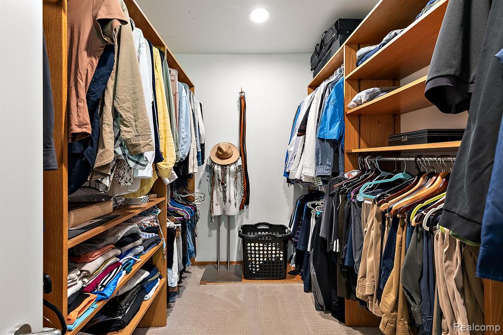 3110 W Long Lake Road