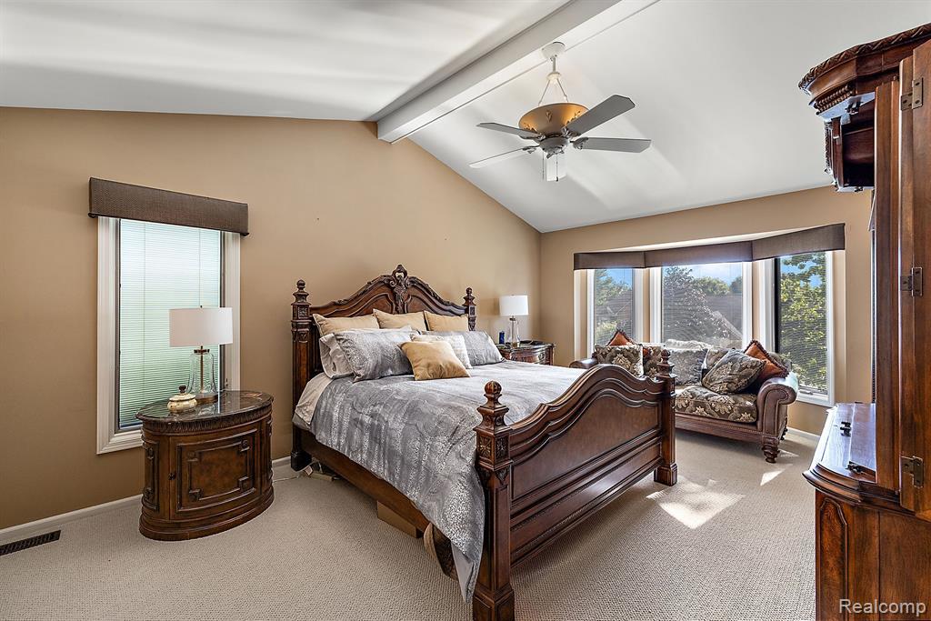 54416 Ridgeview Drive