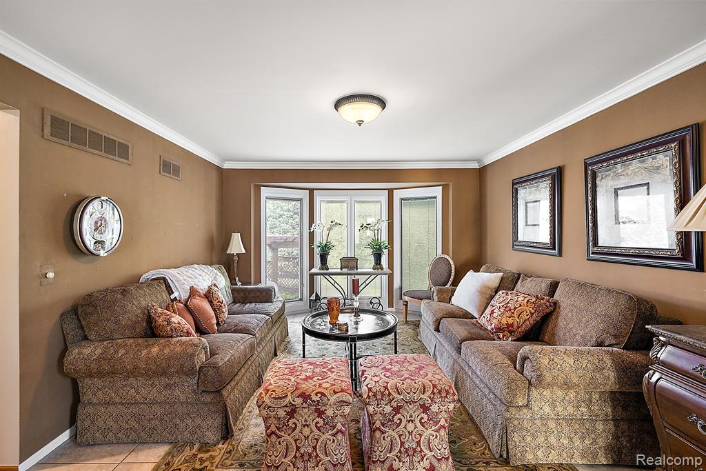 54416 Ridgeview Drive