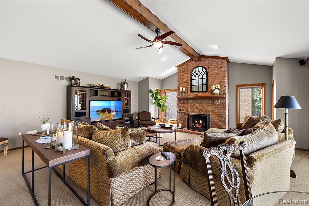 54416 Ridgeview Drive