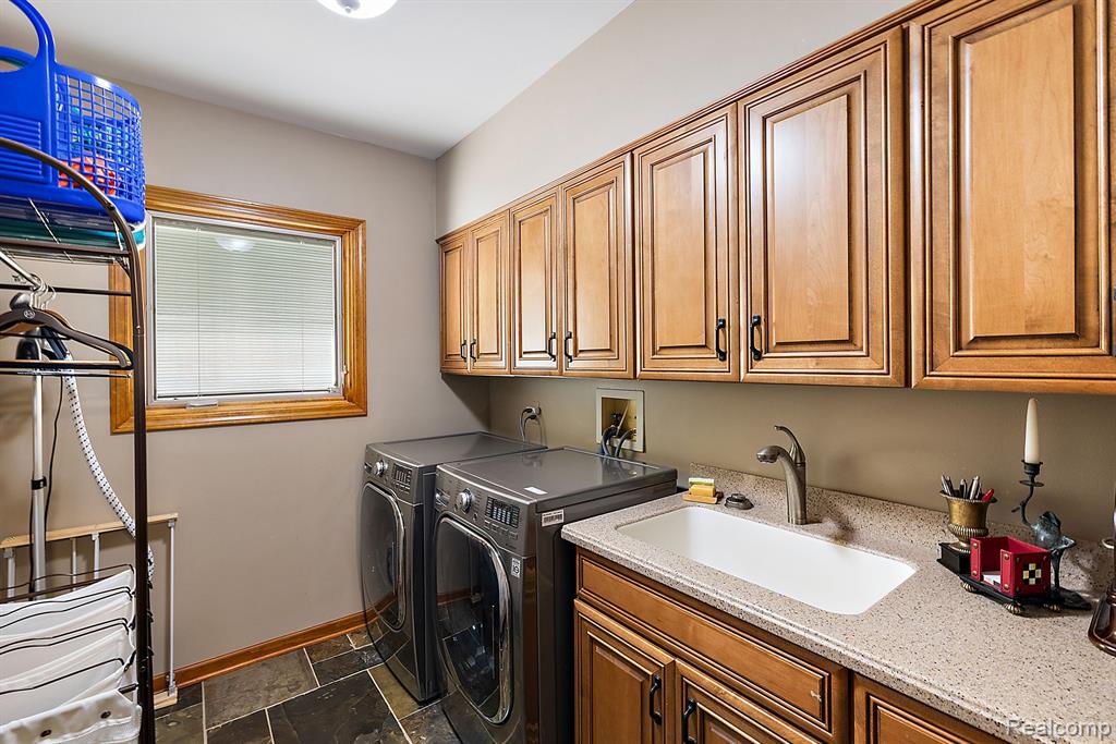 54416 Ridgeview Drive