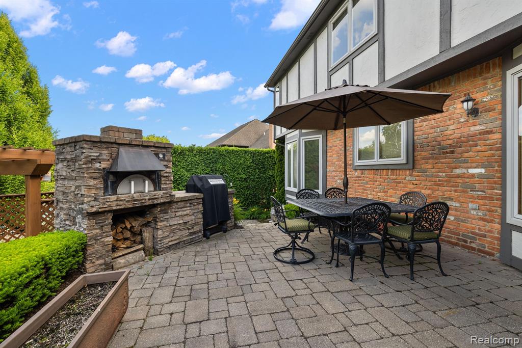 54416 Ridgeview Drive