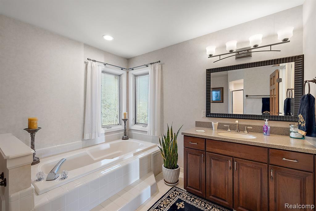 54416 Ridgeview Drive