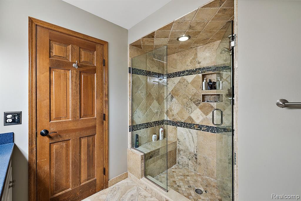 54416 Ridgeview Drive