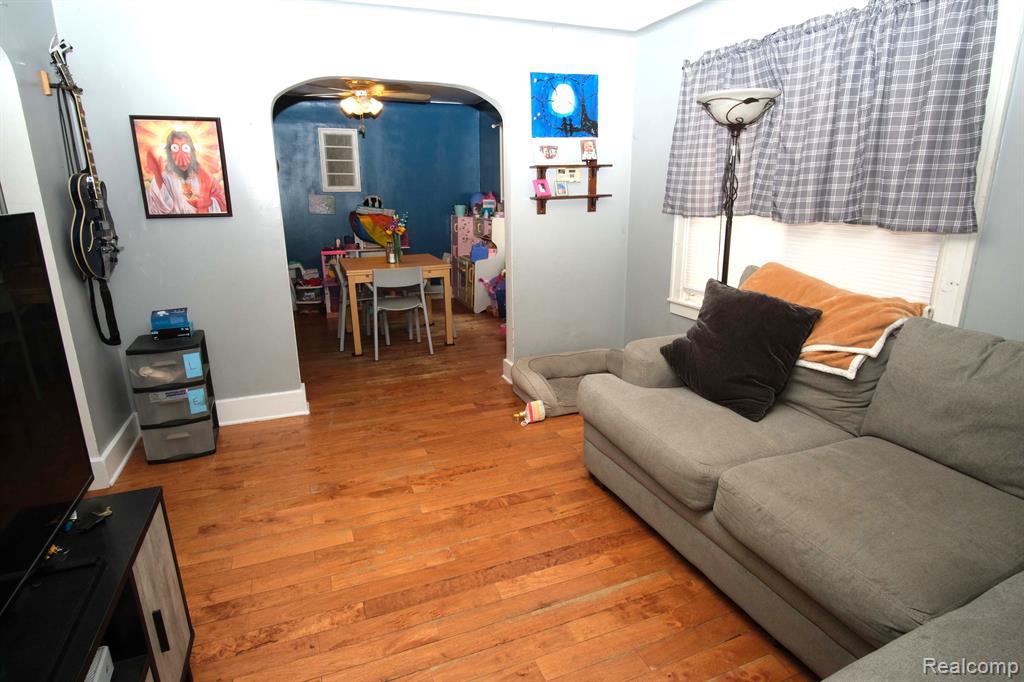 85 E Kalama Avenue