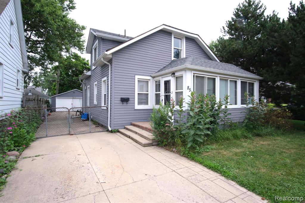 85 E Kalama Avenue