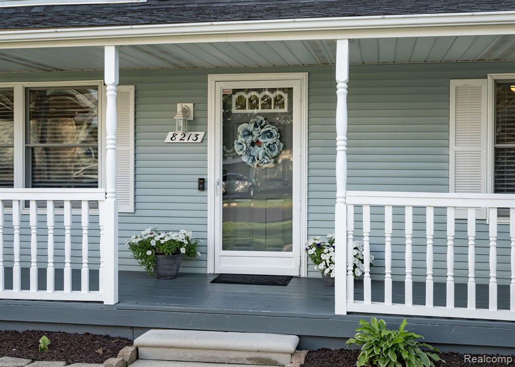 8213 Emerald Lane