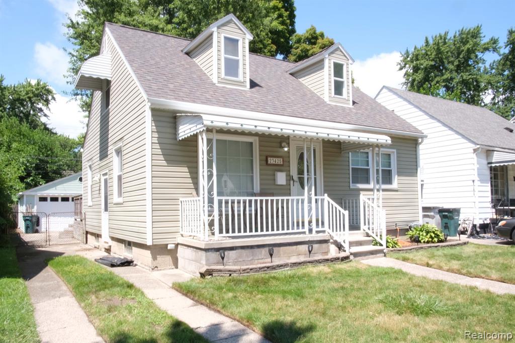 23425 Harding Avenue