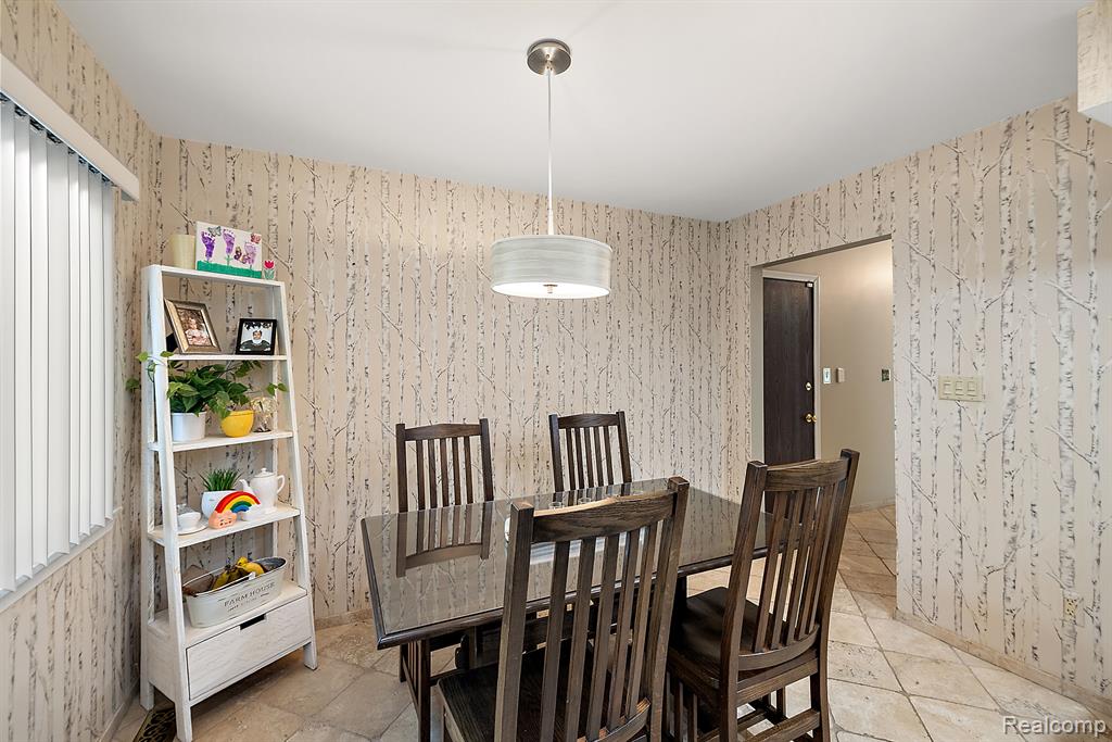 26250 Tennant Street