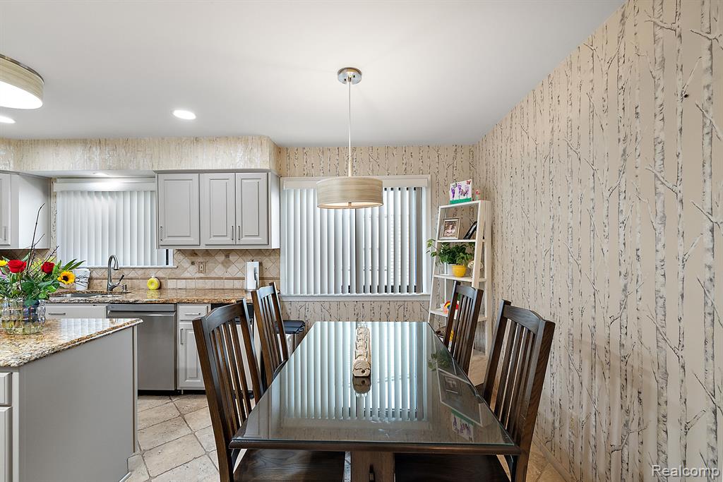 26250 Tennant Street