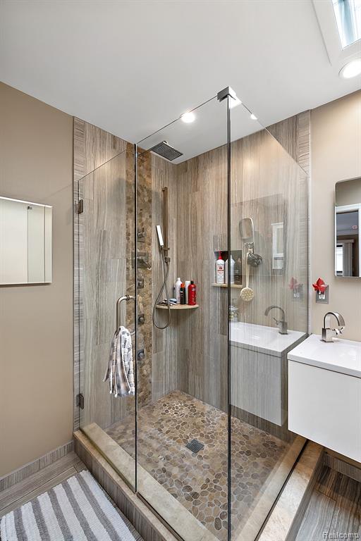 26250 Tennant Street