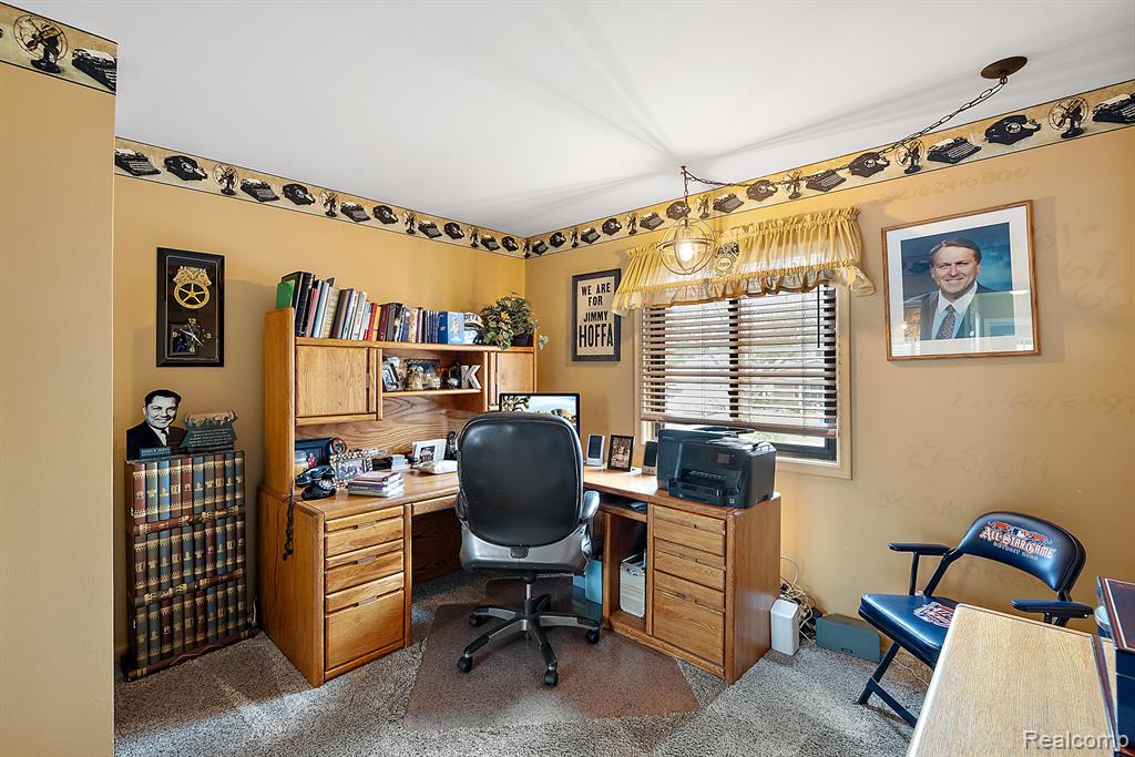 26250 Tennant Street