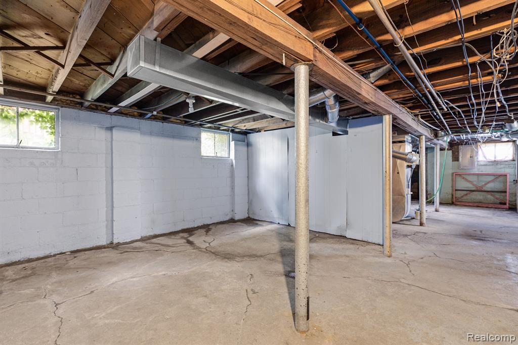 228 W Webster Street