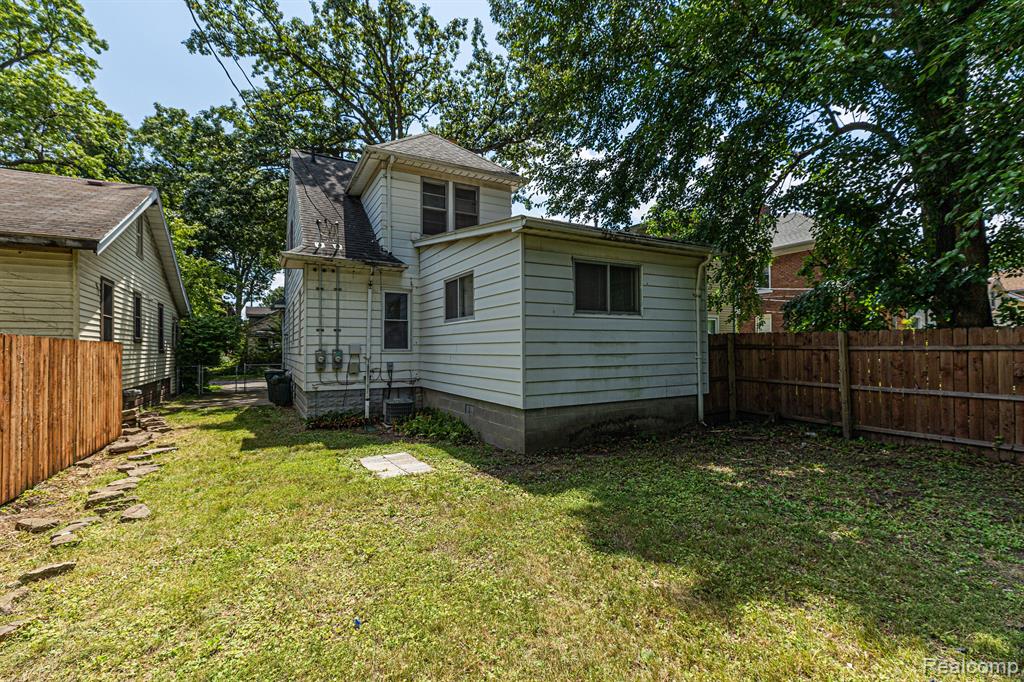 228 W Webster Street