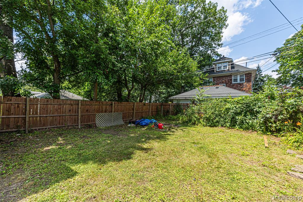 228 W Webster Street