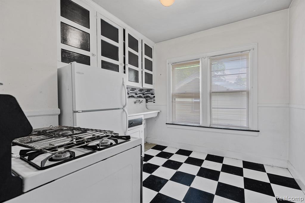 228 W Webster Street