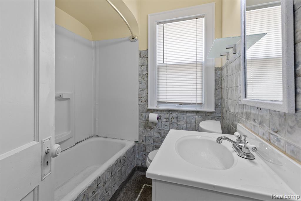 228 W Webster Street