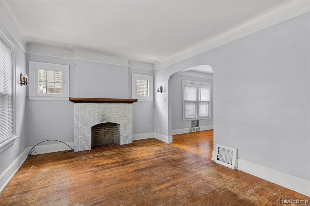 228 W Webster Street