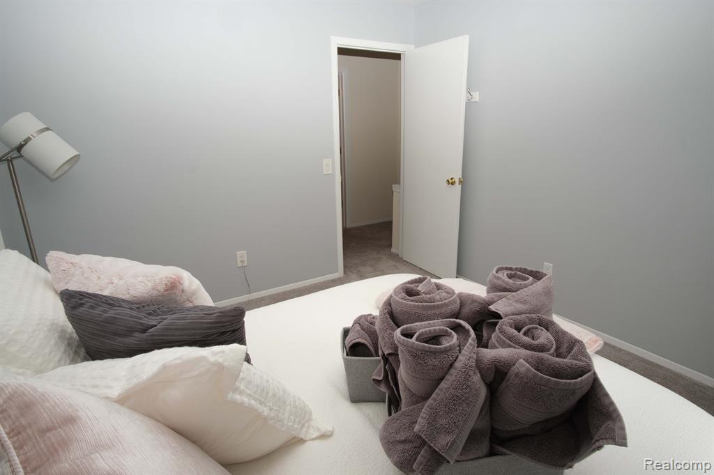 35032 Bunker Hill Drive