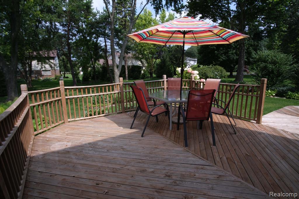 35032 Bunker Hill Drive