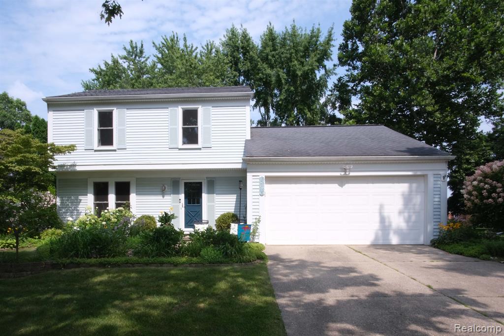 35032 Bunker Hill Drive