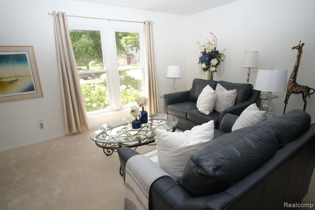 35032 Bunker Hill Drive