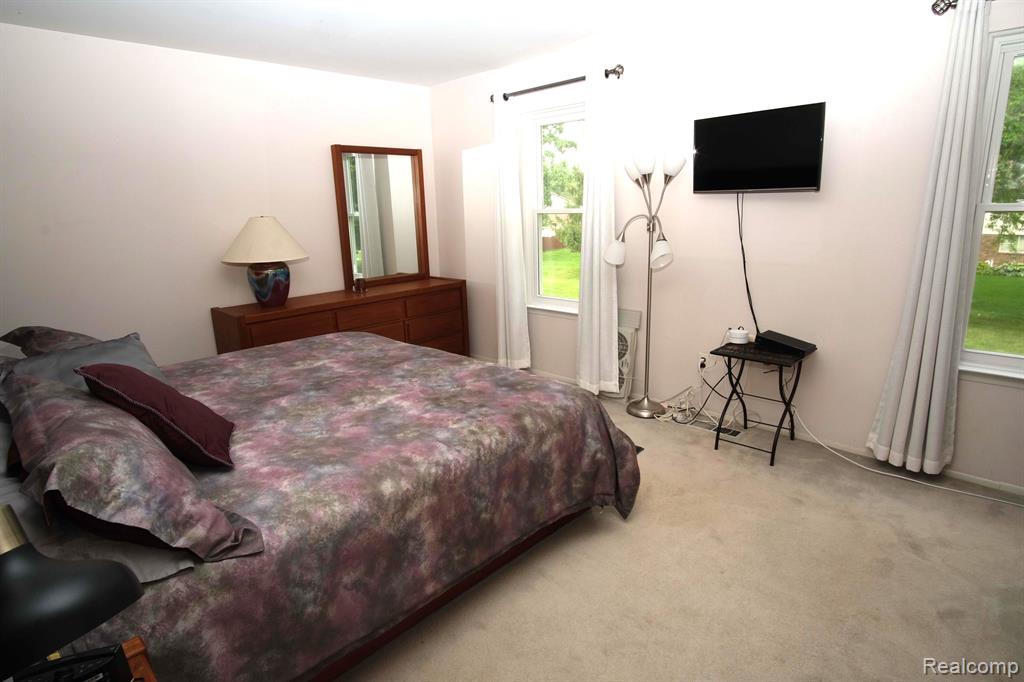 35032 Bunker Hill Drive