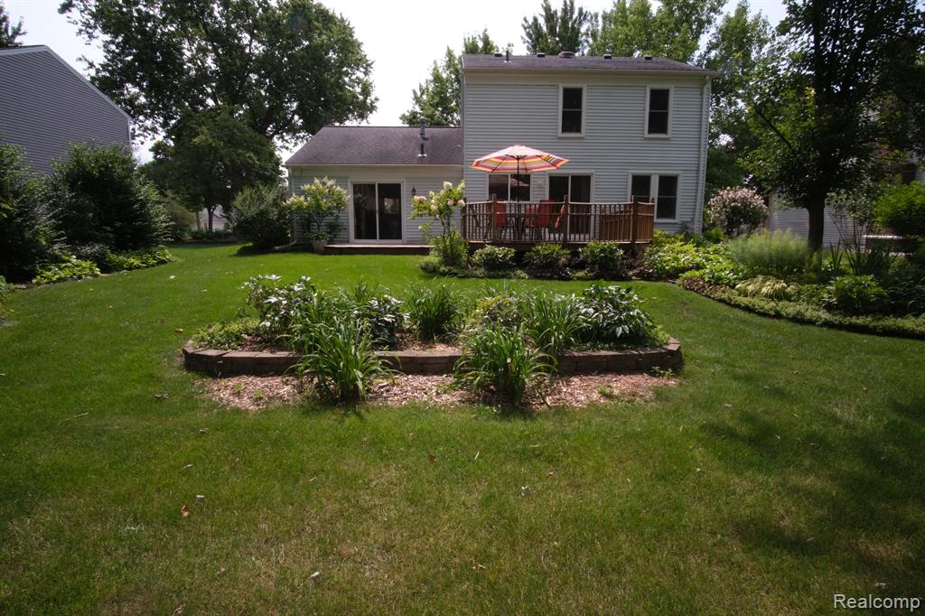 35032 Bunker Hill Drive