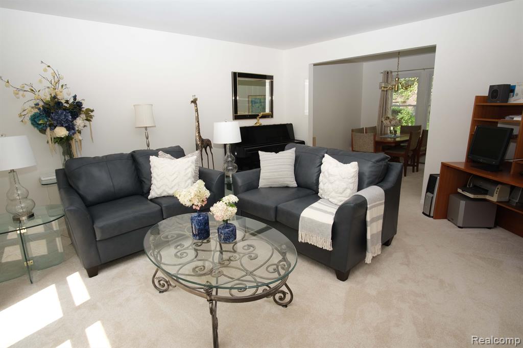 35032 Bunker Hill Drive